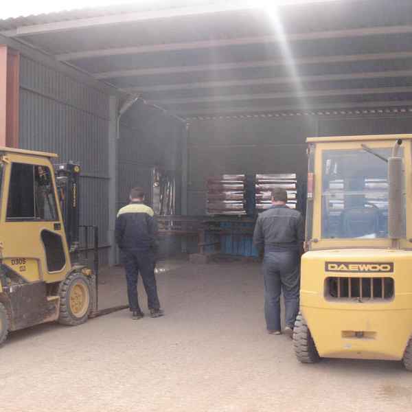 Погрузка кирпича